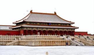 北京迎来今年首场雪